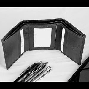RFID signal blocking trifold men’s wallet Black